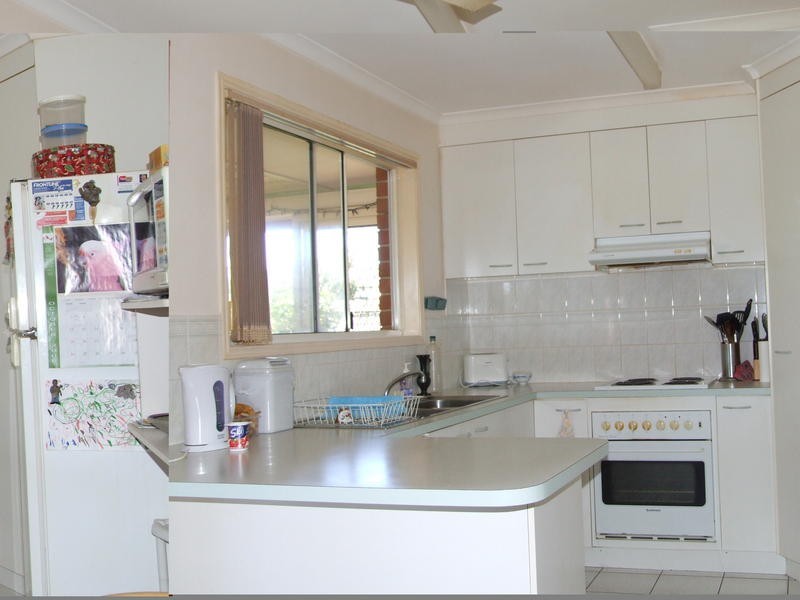 1 Archer Drive, Point Vernon QLD 4655