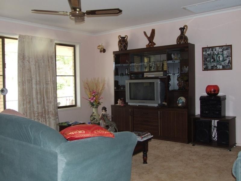 1 Maureen Court, Point Vernon QLD 4655