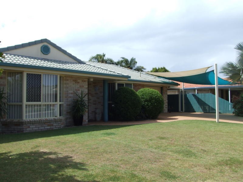 11 Aqualine Drive, Point Vernon QLD 4655