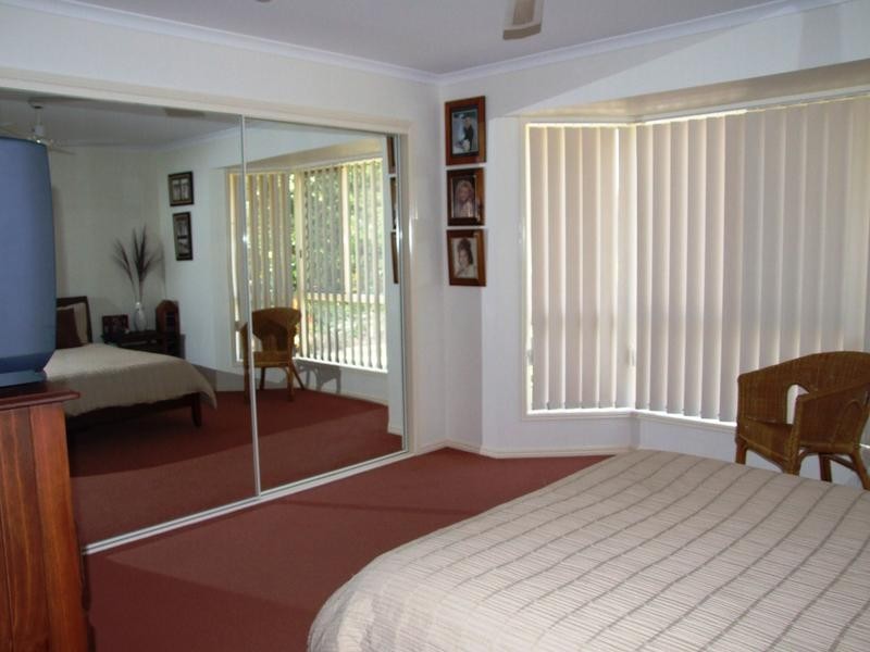 11 Aqualine Drive, Point Vernon QLD 4655