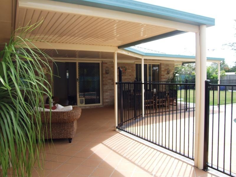 11 Aqualine Drive, Point Vernon QLD 4655