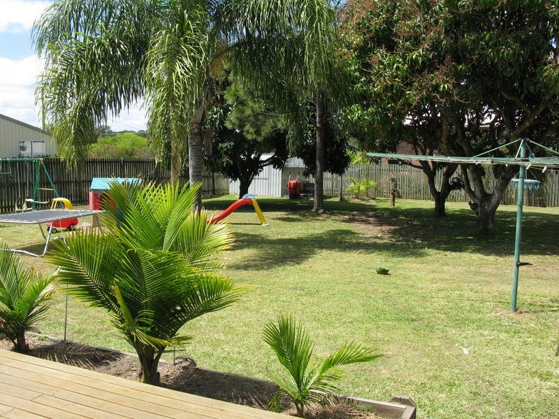 4 Pineapple Avenue, Torquay QLD 4655