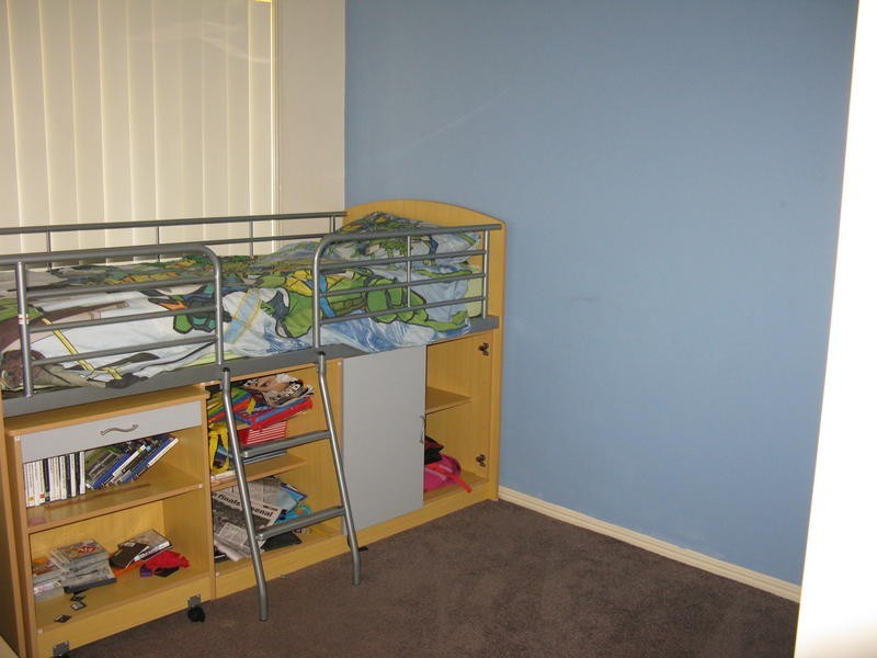 15 Topaz Circuit, Urangan QLD 4655