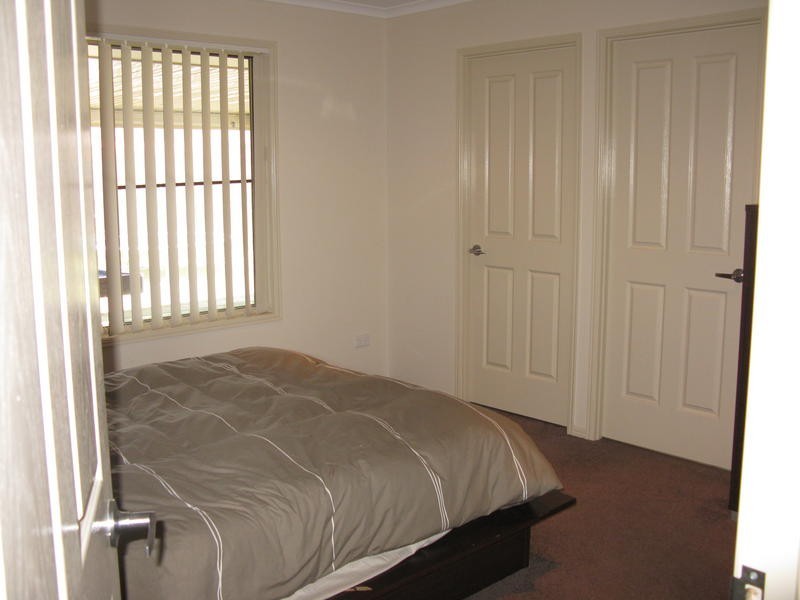 15 Topaz Circuit, Urangan QLD 4655