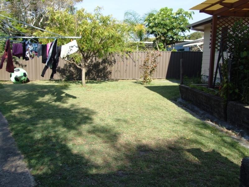 39 John Street, Scarness QLD 4655