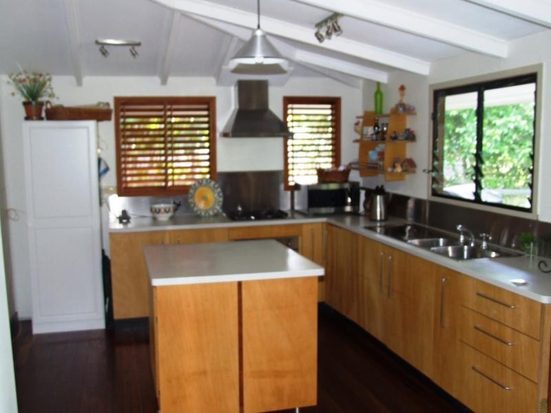 75 Moreton Street, Toogoom QLD 4655