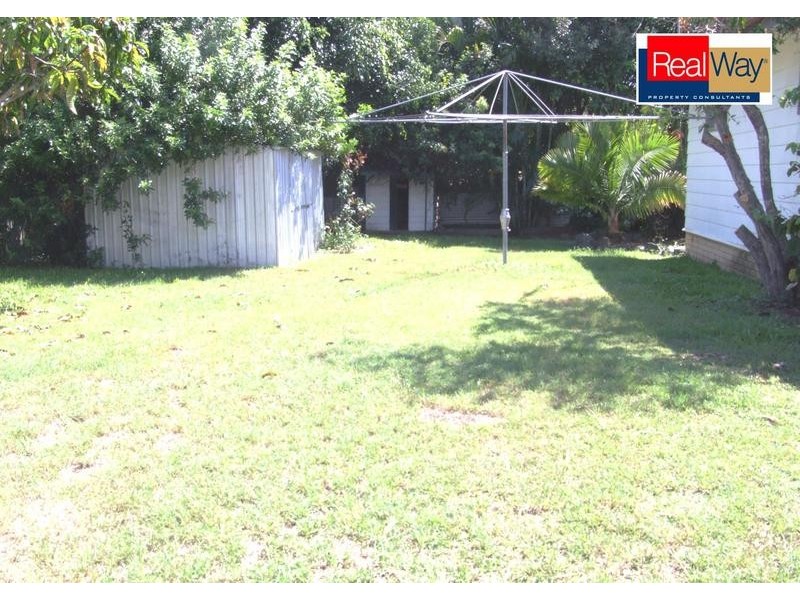 147 Long Street, Point Vernon QLD 4655