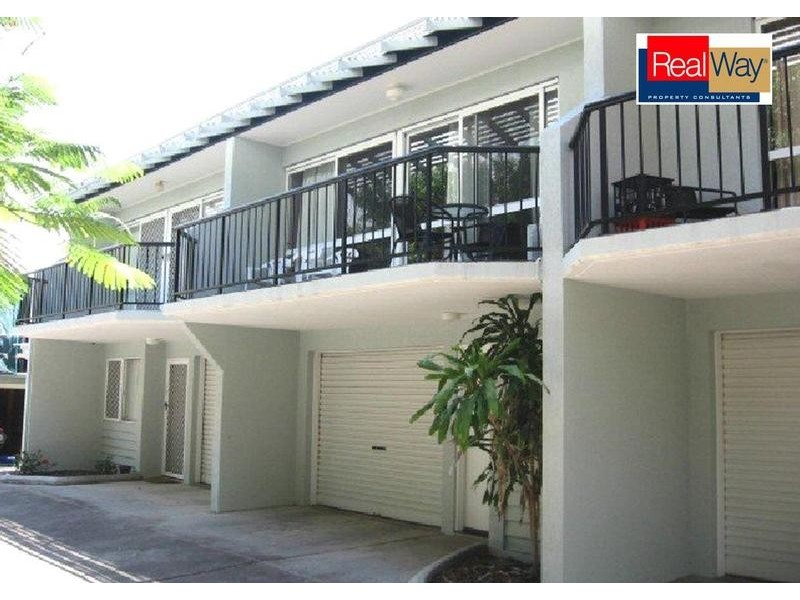 3/ 404 Esplanade, Torquay QLD 4655