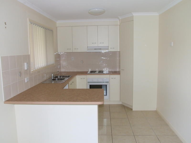 15 Mainsail Court, Point Vernon QLD 4655