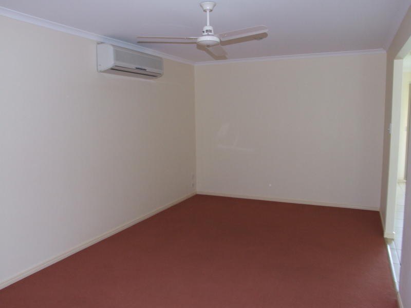 15 Mainsail Court, Point Vernon QLD 4655