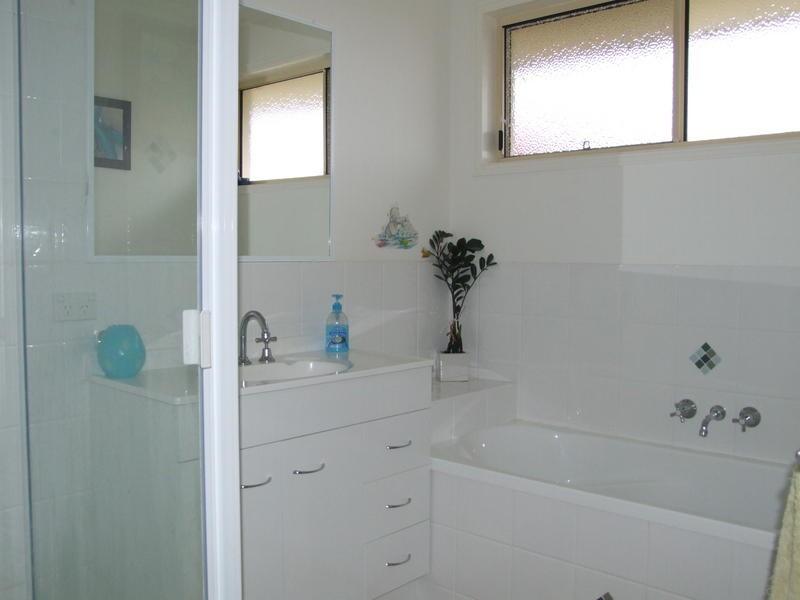 91 Endeavour Way, Eli Waters QLD 4655