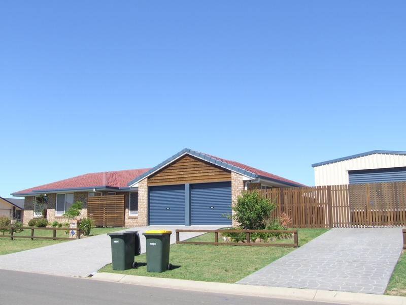 66 Joselyn Drive, Point Vernon QLD 4655