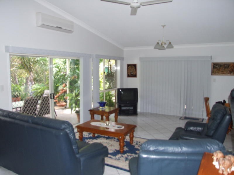 11 Anembo Drive, Torquay QLD 4655