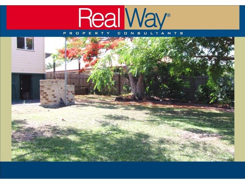 60 Murphy Street, Point Vernon QLD 4655