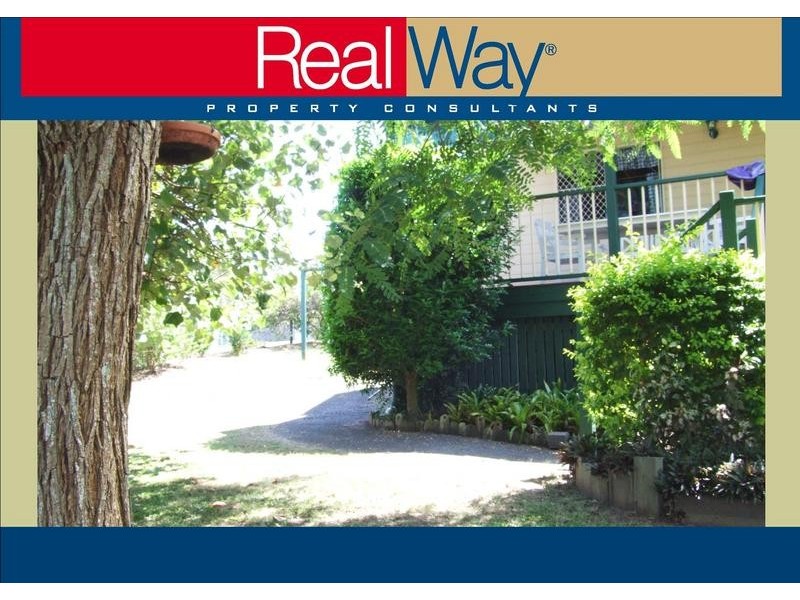 60 Murphy Street, Point Vernon QLD 4655