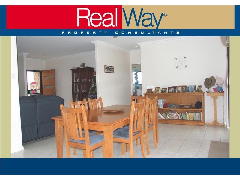 51 Rosewood Ave, Wondunna QLD 4655