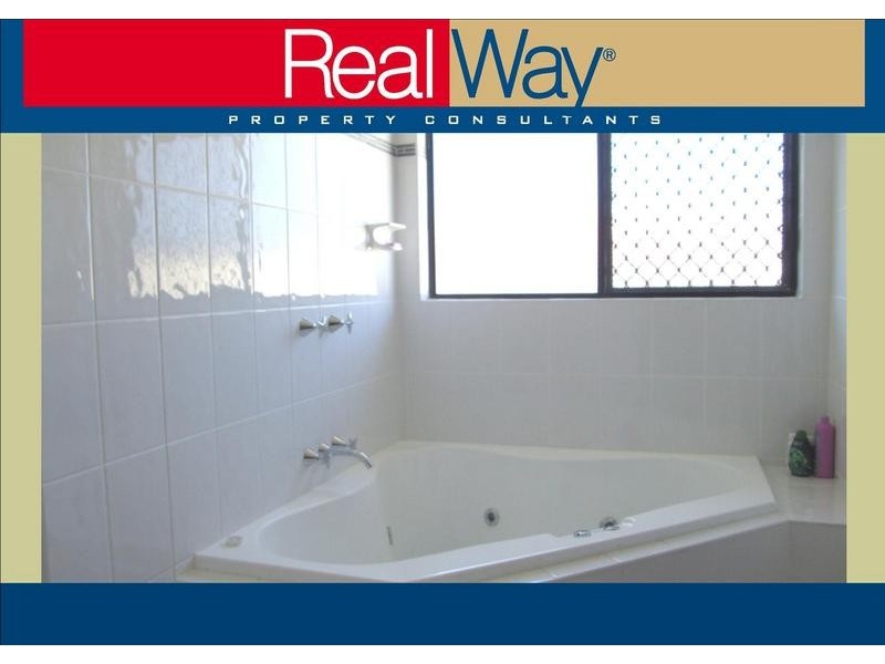 51 Rosewood Ave, Wondunna QLD 4655