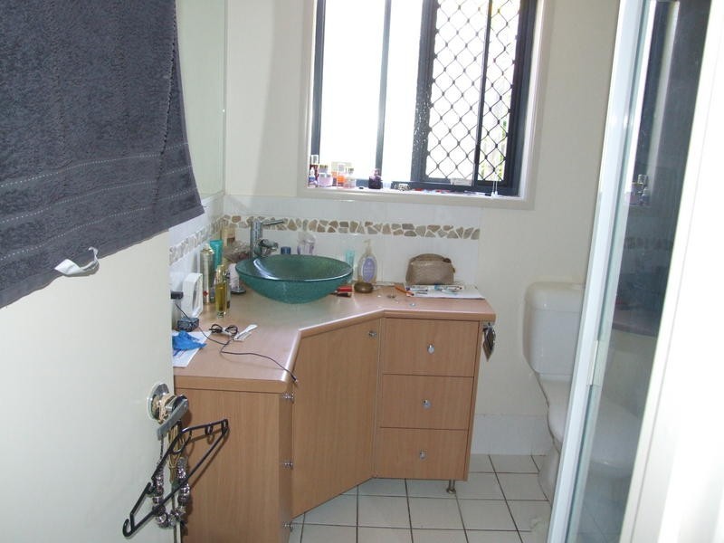 19 Queensbury Grove, Urraween QLD 4655