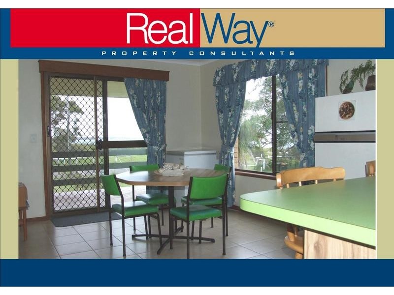 100 Island View Drive, Urangan QLD 4655