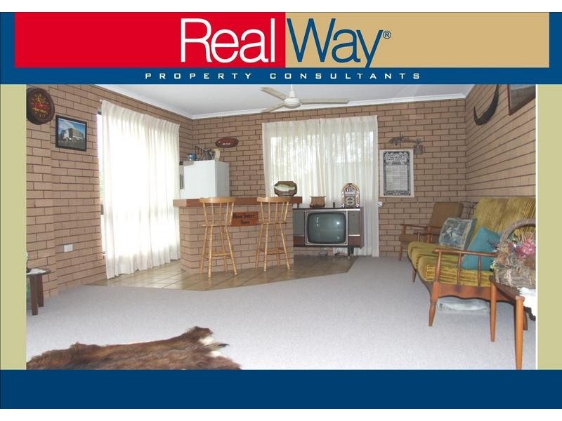 100 Island View Drive, Urangan QLD 4655