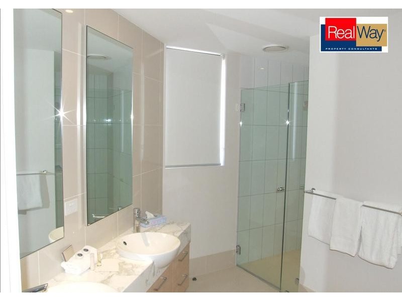 606/ 468 Esplanade, Torquay QLD 4655