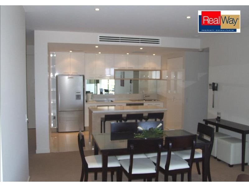 606/ 468 Esplanade, Torquay QLD 4655