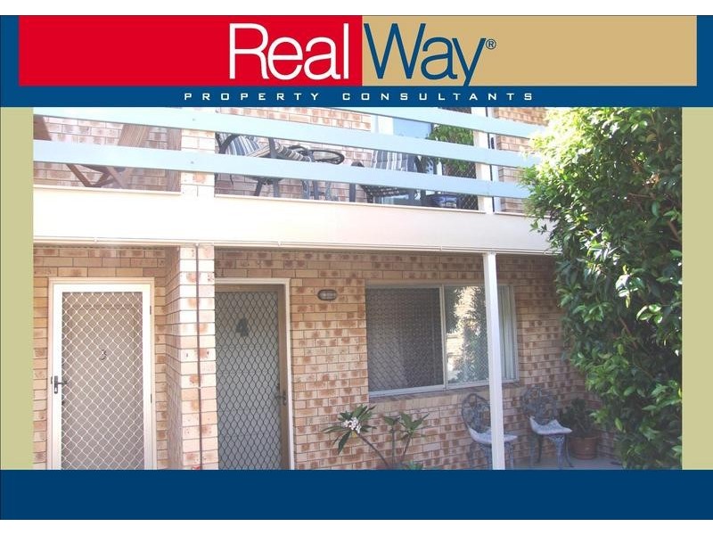 4/ 3 King Street, Urangan QLD 4655