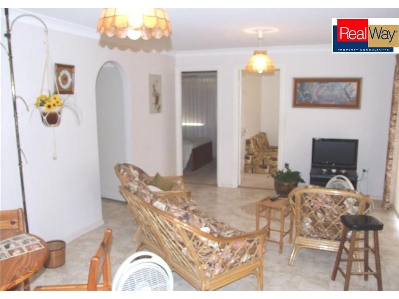5 Awinya Court, Urraween QLD 4655