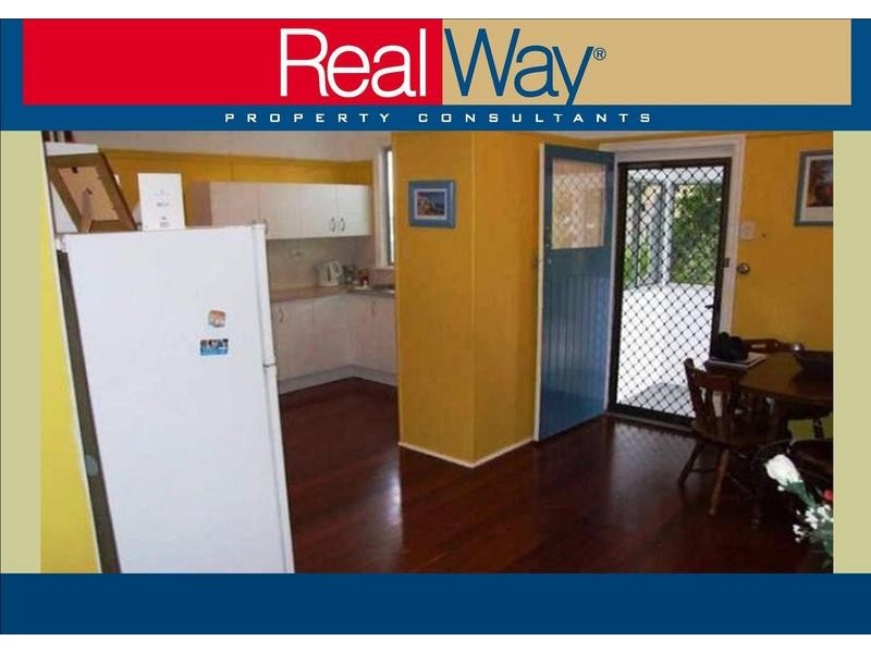 122 Long Street, Point Vernon QLD 4655