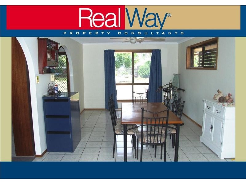 8 Acacia Street, Point Vernon QLD 4655