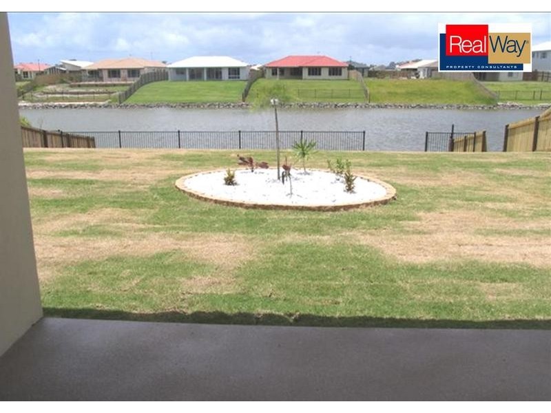 1 Yongala Avenue, Eli Waters QLD 4655