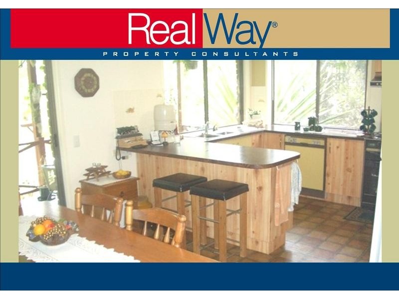 18/ 415 Boat Harbour Drive, Torquay QLD 4655