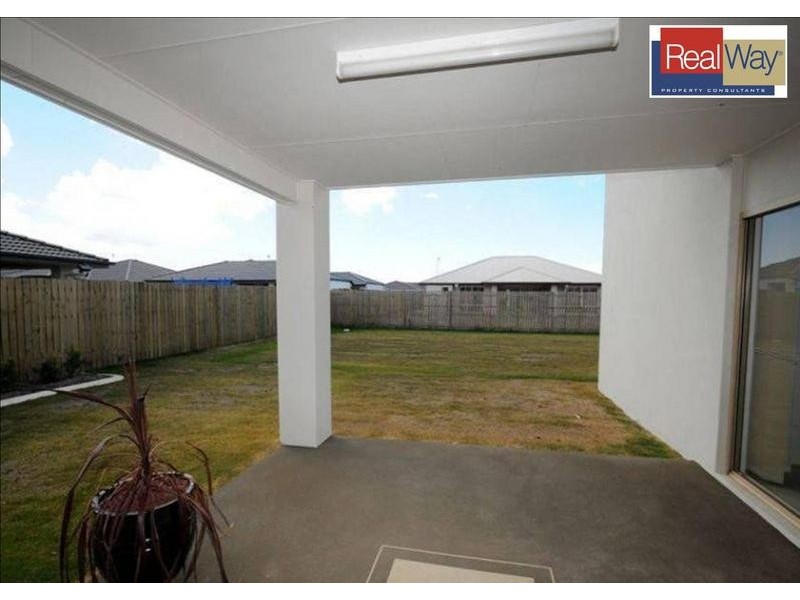 45 Lady Penrhyn Drive, Eli Waters QLD 4655