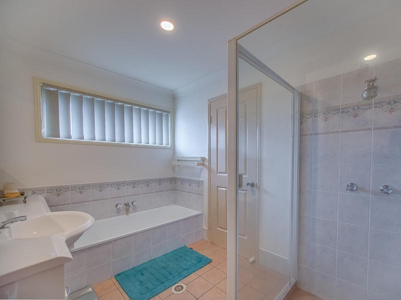 11 Kingarry Circuit, Merrimac QLD 4226