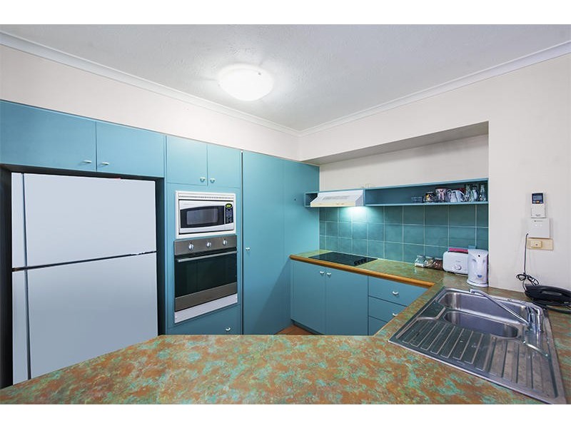 @/ 10 Alexandra Avenue, Mermaid Beach QLD 4218