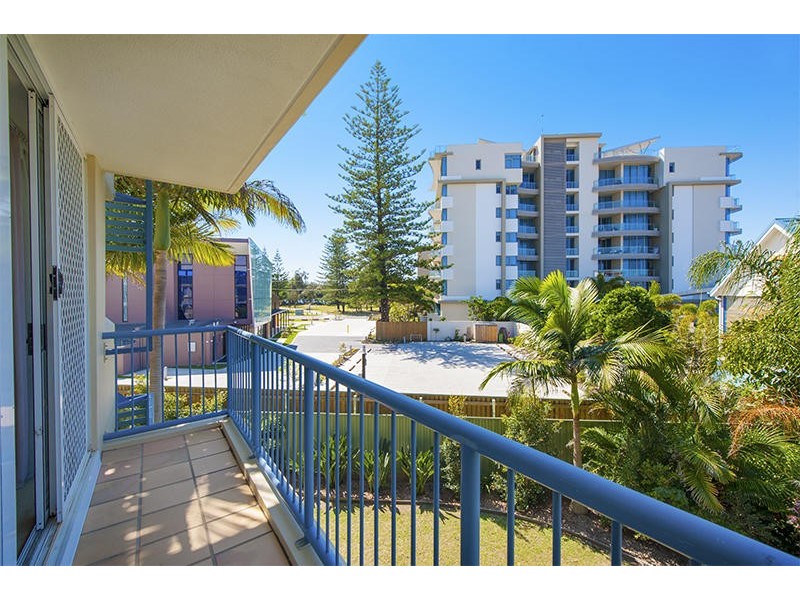 @/ 10 Alexandra Avenue, Mermaid Beach QLD 4218
