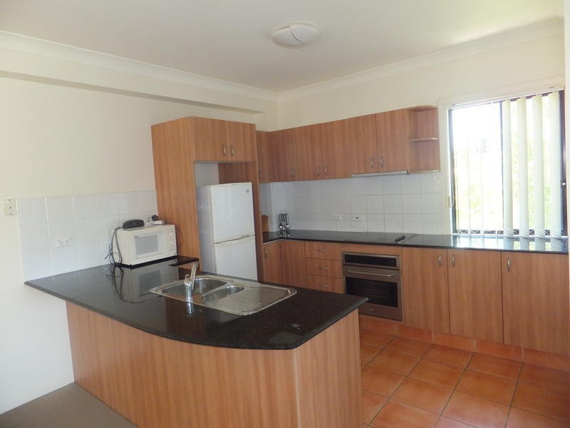 5/ 1 Alexandrina Drive, Varsity Lakes QLD 4227