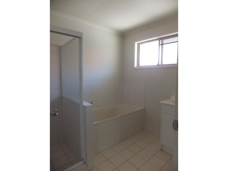 26 Altissimo Close, Varsity Lakes QLD 4227