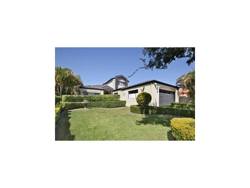 16 Applegum Court, Robina QLD 4226