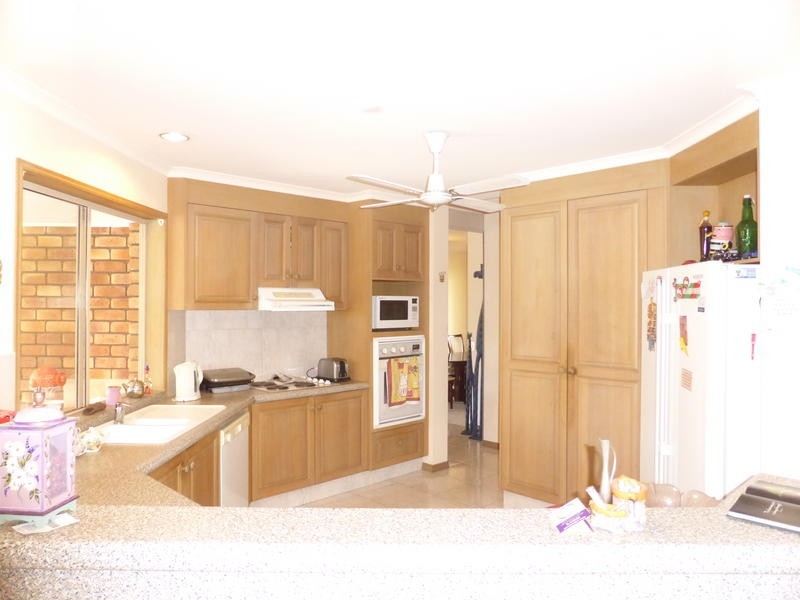 24 Ashwood Court, Robina QLD 4226