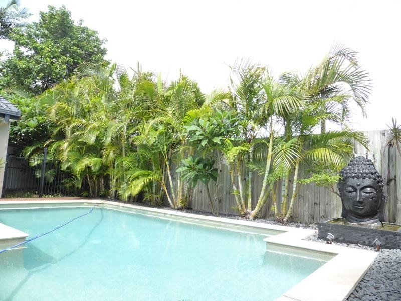 10 Ballerina Street, Burleigh Waters QLD 4220