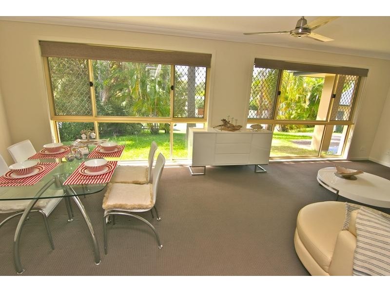 6 Banff Court, Robina QLD 4226