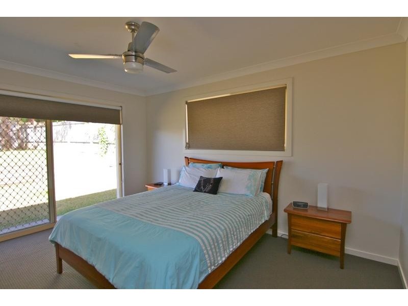 6 Banff Court, Robina QLD 4226