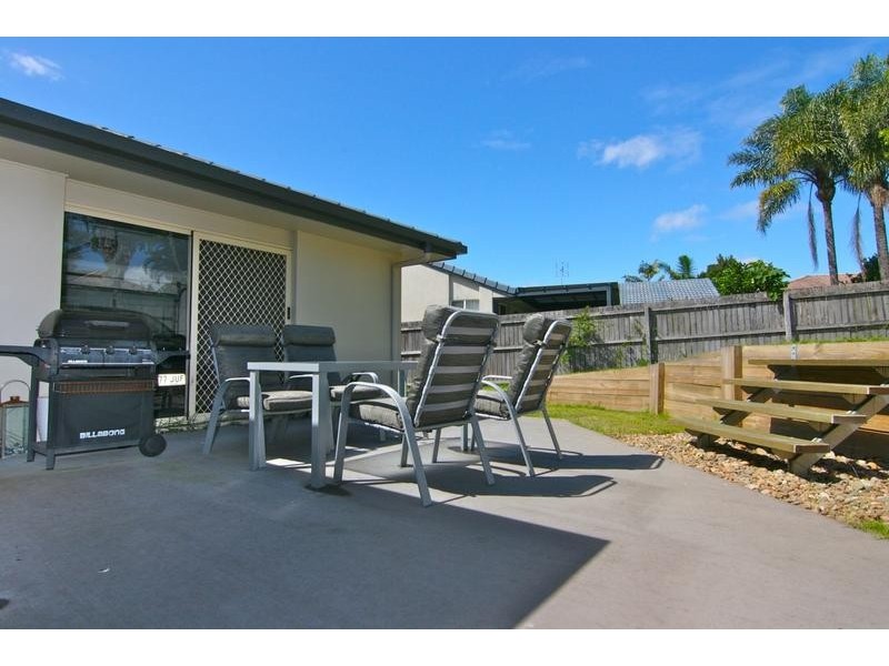 6 Banff Court, Robina QLD 4226