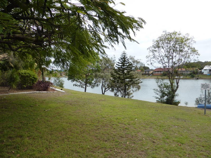 64/ 20-22 Barbet Place, Burleigh Waters QLD 4220