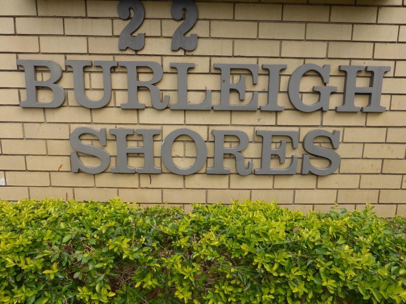 64/ 20-22 Barbet Place, Burleigh Waters QLD 4220