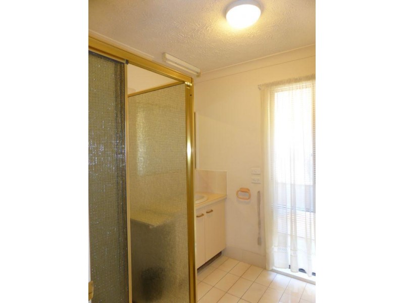 53/ 172 Barrier Reef Drive, Mermaid Waters QLD 4218