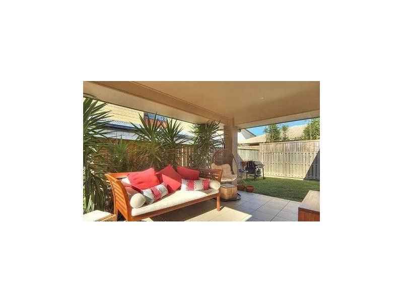 111 Bayswater Avenue, Varsity Lakes QLD 4227