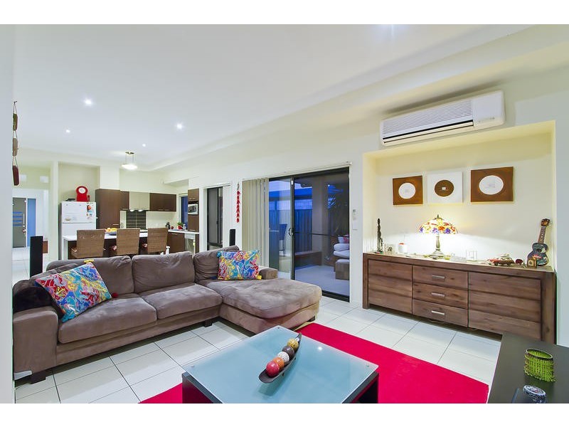 111 Bayswater Avenue, Varsity Lakes QLD 4227