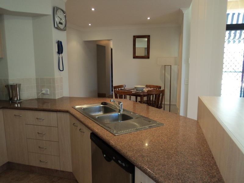 19 Bayswater Avenue, Varsity Lakes QLD 4227